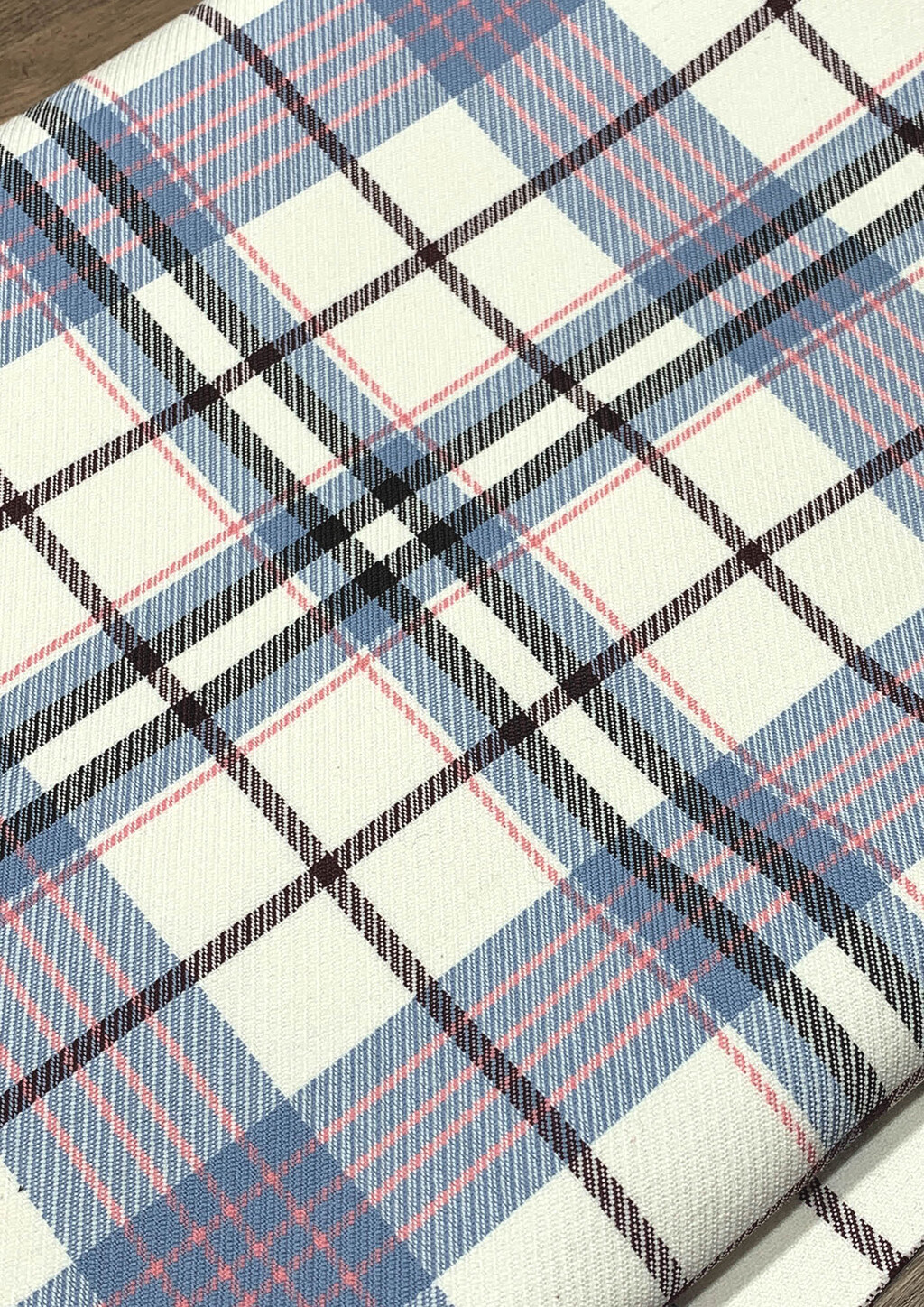 Jacquemus Fall-Winter 2022 - © Alexandra Saby