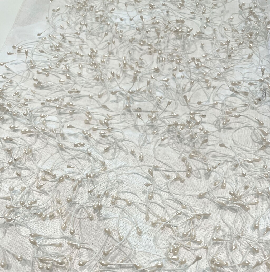 Jacquemus Fall-Winter 2023 - flower pistils embroidery - © Alexandra Saby